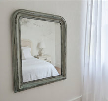 Louis Philippe mirror