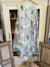 Magnolia Organza