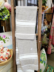 100 % linen teatowels